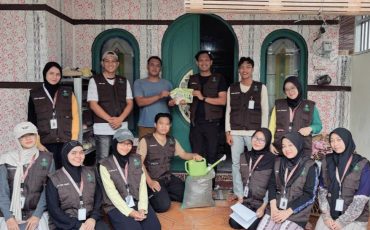 Penyerahan bantuan
