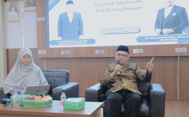 Seminar Pendidikan di Amuntai.