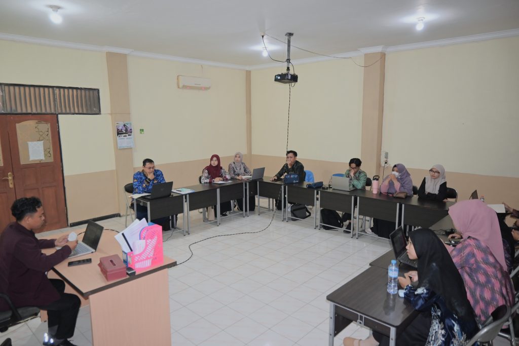 Suasana sesi paralel.