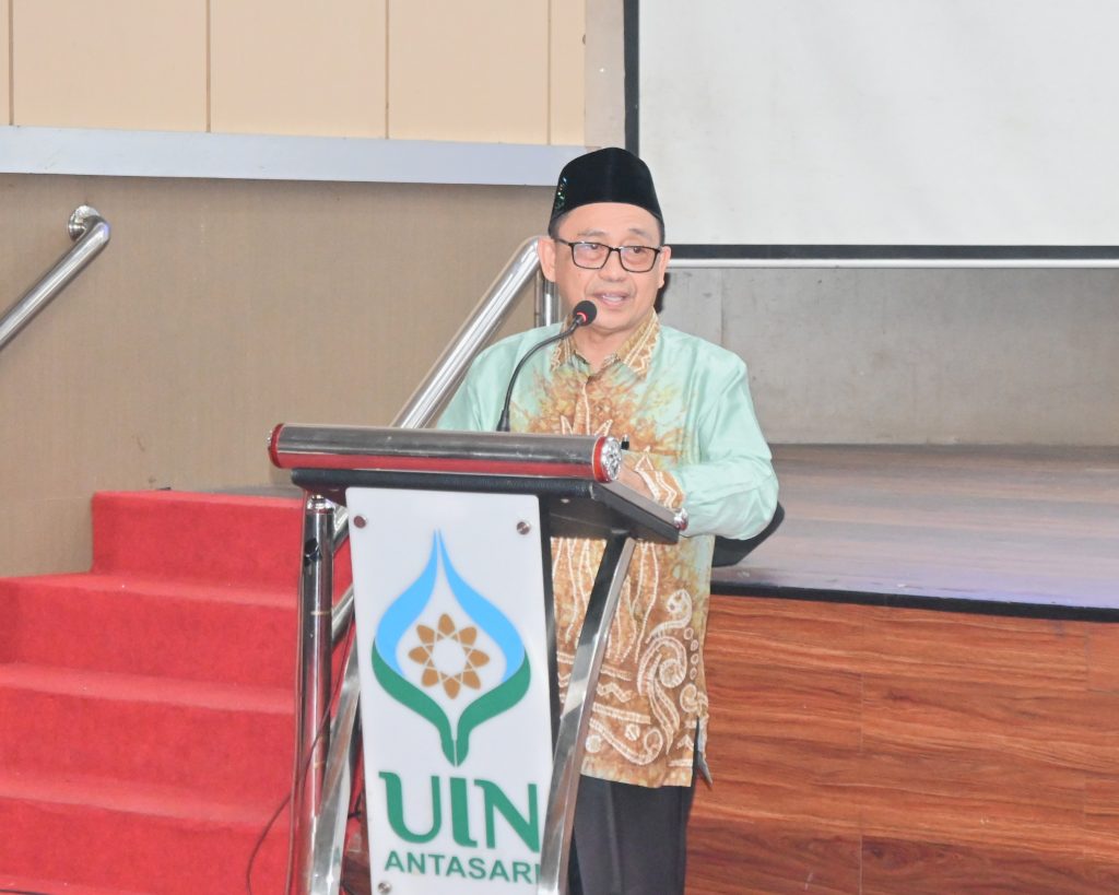 Dr. Muhdi, M.Ag. saat memberikan sambutan.
