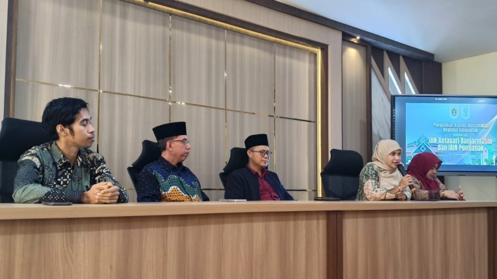 Dr. Syarifah Aminah, M.Si. saat memberikan sambutan.