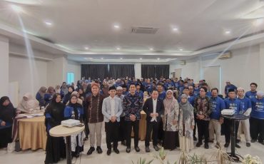 Foto bersama.