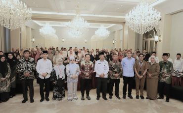 Foto bersama usai acara.
