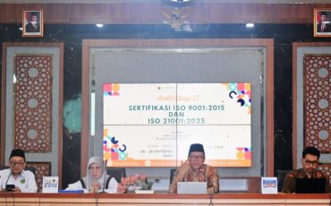 Ketua Tim Audit saat menyampaikan arahan.