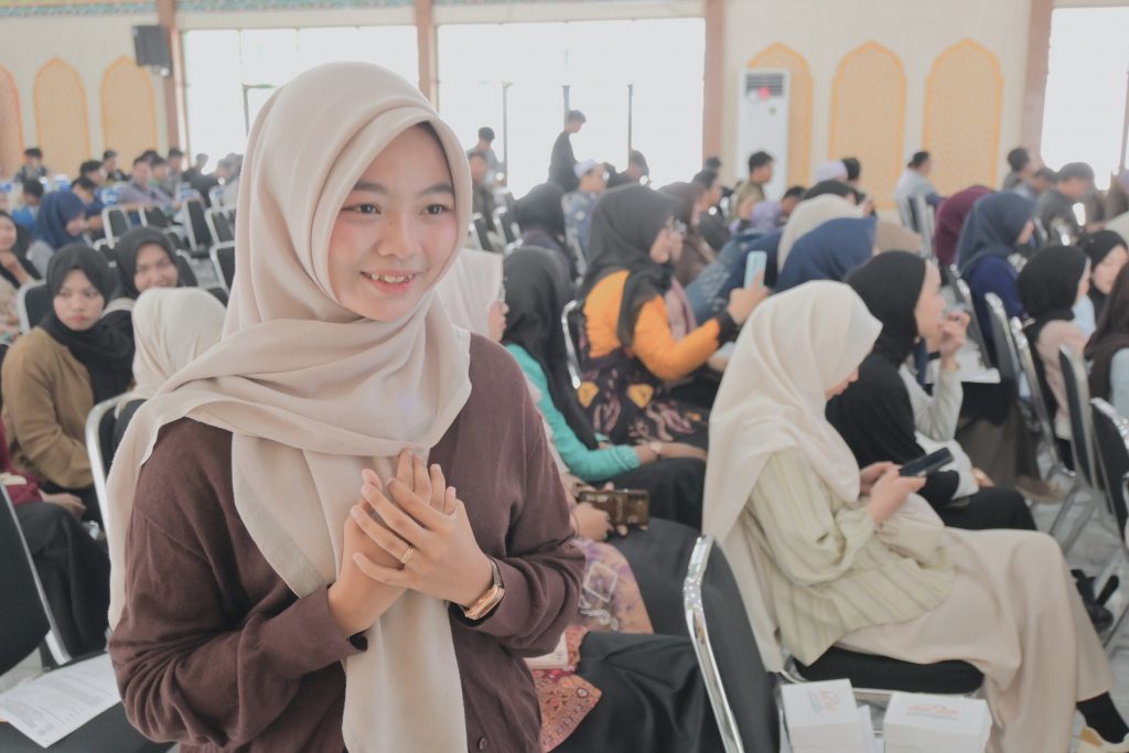 Mawaddaturrahmah saat diwawancarai.