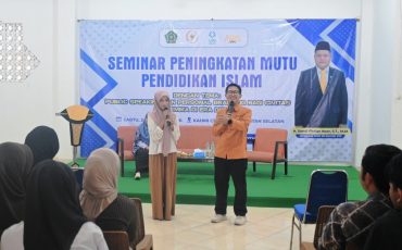 Suasana pemberian materi.